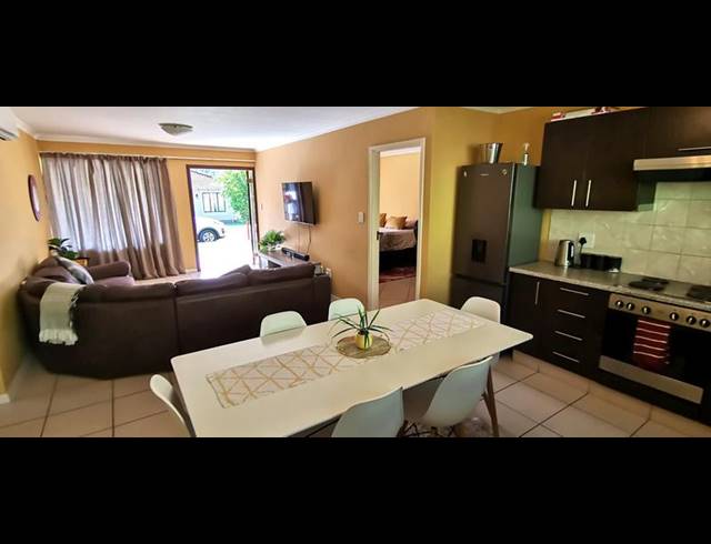 3 BEDROOM HOUSE FOR SALE IN QUEENSBURGH